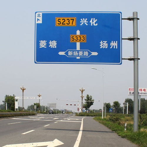 交通標(biāo)志桿廠(chǎng)家介紹交通標(biāo)志桿的制作材料